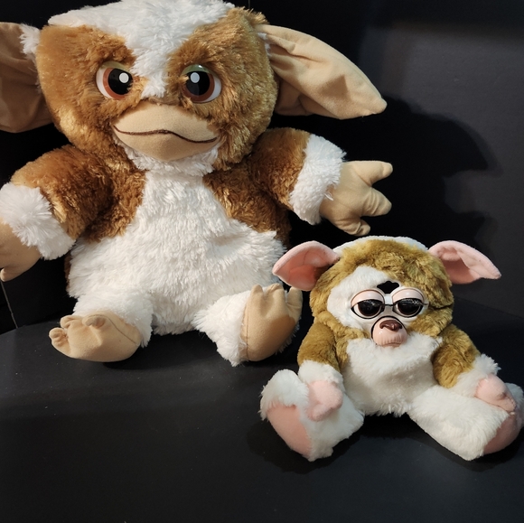 Pair Of Vintsge Gremlins,one Is A Working Furby - Picture 4 of 7